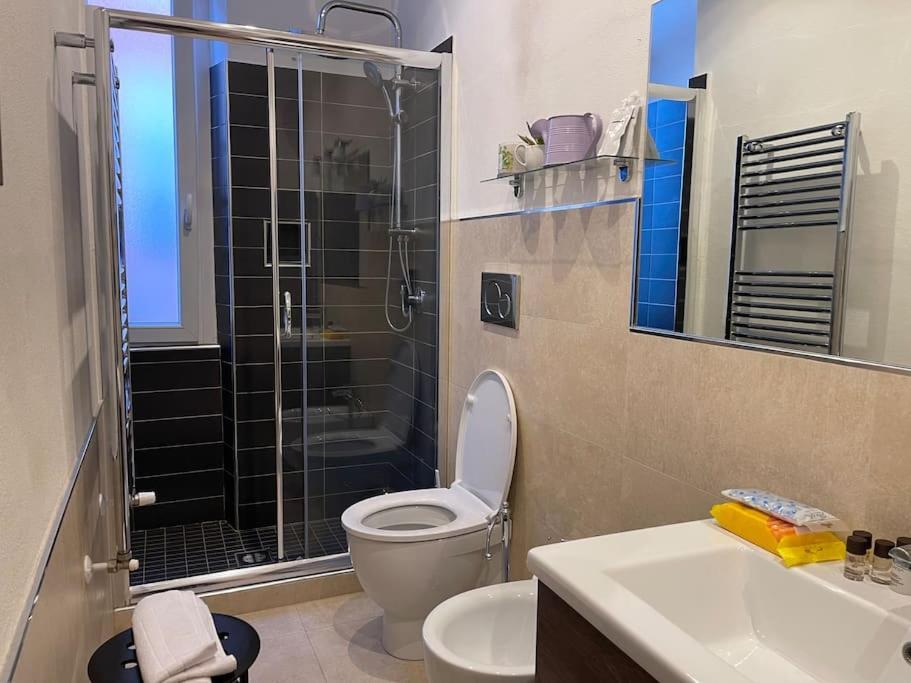Ampola Home “Flamingo” Milano Esterno foto