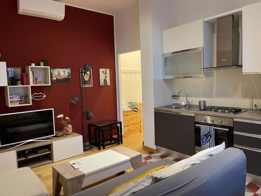 Ampola Home “Flamingo” Milano Esterno foto