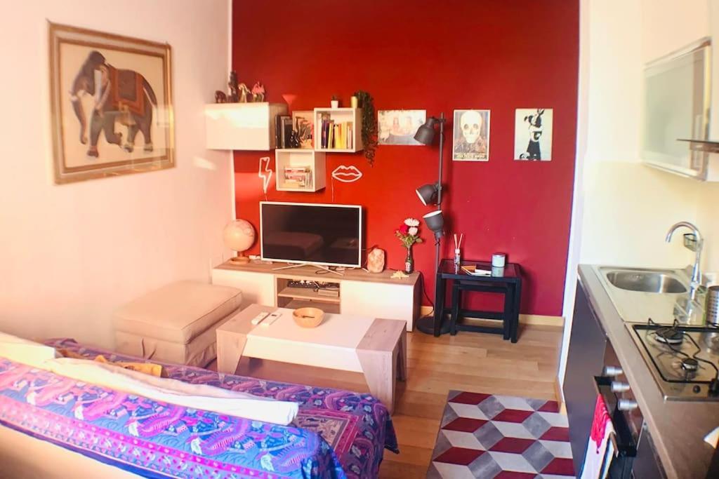 Ampola Home “Flamingo” Milano Esterno foto